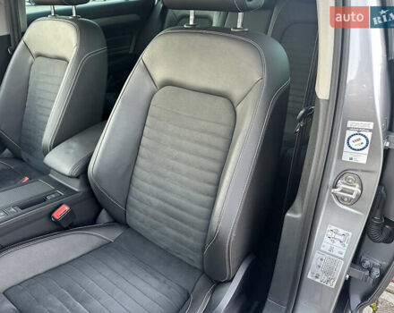 Сірий Фольксваген Пассат, об'ємом двигуна 1.97 л та пробігом 226 тис. км за 23999 $, фото 42 на Automoto.ua