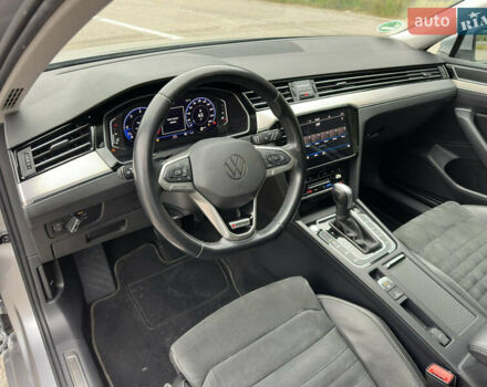 Серый Фольксваген Пассат, объемом двигателя 2 л и пробегом 181 тыс. км за 26499 $, фото 63 на Automoto.ua
