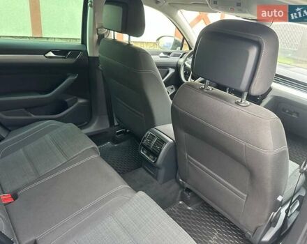 Серый Фольксваген Пассат, объемом двигателя 2 л и пробегом 219 тыс. км за 24308 $, фото 17 на Automoto.ua