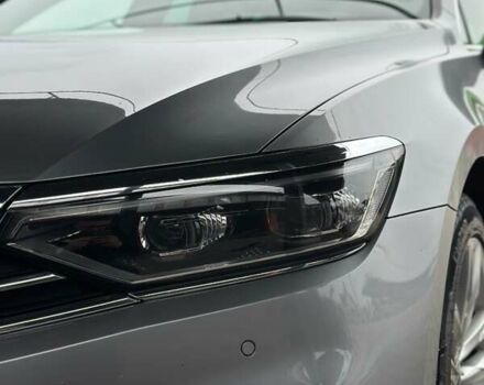 Сірий Фольксваген Пассат, об'ємом двигуна 2 л та пробігом 248 тис. км за 23900 $, фото 2 на Automoto.ua