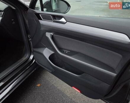 Сірий Фольксваген Пассат, об'ємом двигуна 2 л та пробігом 179 тис. км за 22990 $, фото 146 на Automoto.ua