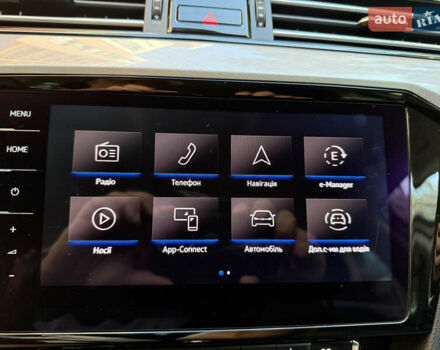 Сірий Фольксваген Пассат, об'ємом двигуна 1.4 л та пробігом 162 тис. км за 24999 $, фото 79 на Automoto.ua