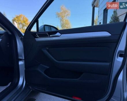 Серый Фольксваген Пассат, объемом двигателя 1.97 л и пробегом 179 тыс. км за 20900 $, фото 48 на Automoto.ua