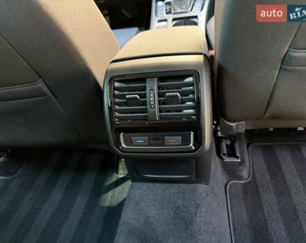 Сірий Фольксваген Пассат, об'ємом двигуна 1.4 л та пробігом 162 тис. км за 24999 $, фото 61 на Automoto.ua