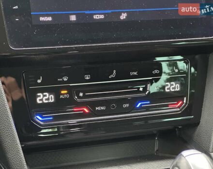 Серый Фольксваген Пассат, объемом двигателя 2 л и пробегом 181 тыс. км за 26499 $, фото 104 на Automoto.ua