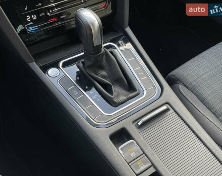 Серый Фольксваген Пассат, объемом двигателя 2 л и пробегом 195 тыс. км за 20954 $, фото 49 на Automoto.ua