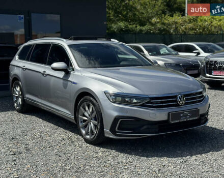 Фольксваген Пассат 2021 в Мукачеве на Automoto.ua Серый Фольксваген Пассат, объемом двигателя 1.4 л и пробегом 179 тыс. км за 24999 $, фото 2 на Automoto.ua