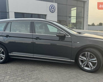 Серый Фольксваген Пассат, объемом двигателя 2 л и пробегом 208 тыс. км за 22700 $, фото 3 на Automoto.ua