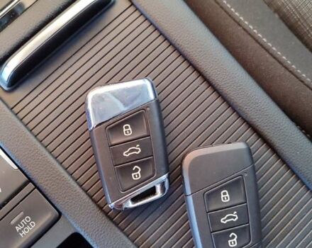 Серый Фольксваген Пассат, объемом двигателя 1.97 л и пробегом 198 тыс. км за 21000 $, фото 24 на Automoto.ua