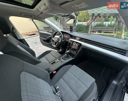 Серый Фольксваген Пассат, объемом двигателя 1.97 л и пробегом 216 тыс. км за 22999 $, фото 32 на Automoto.ua