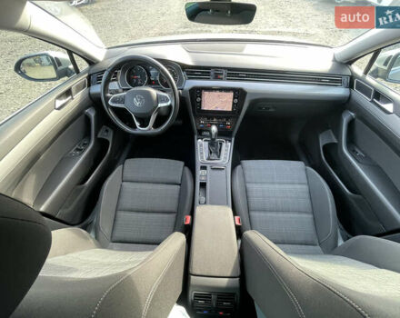 Серый Фольксваген Пассат, объемом двигателя 2 л и пробегом 195 тыс. км за 20954 $, фото 40 на Automoto.ua