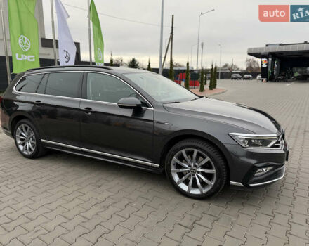 Сірий Фольксваген Пассат, об'ємом двигуна 2 л та пробігом 220 тис. км за 23975 $, фото 7 на Automoto.ua