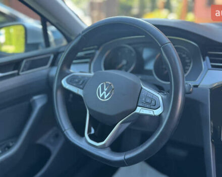 Серый Фольксваген Пассат, объемом двигателя 1.97 л и пробегом 175 тыс. км за 22741 $, фото 61 на Automoto.ua