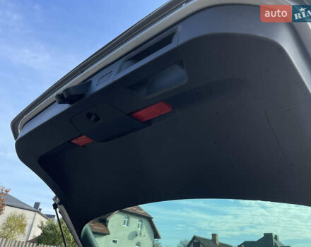 Серый Фольксваген Пассат, объемом двигателя 2 л и пробегом 195 тыс. км за 20954 $, фото 38 на Automoto.ua