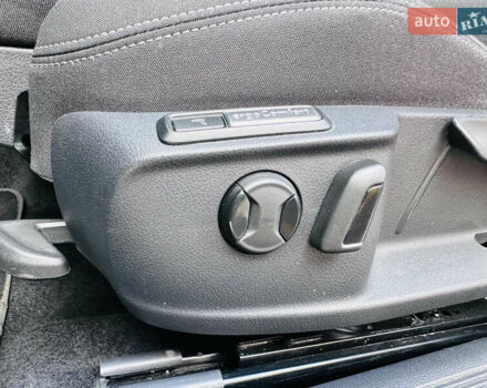 Серый Фольксваген Пассат, объемом двигателя 1.97 л и пробегом 187 тыс. км за 22999 $, фото 31 на Automoto.ua