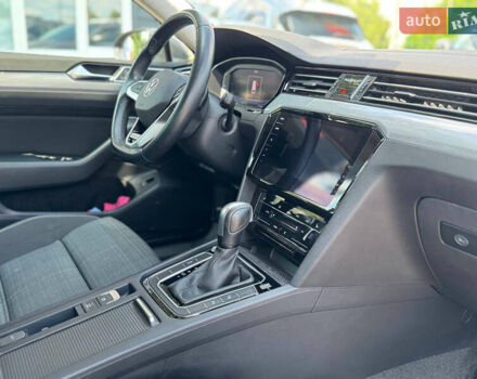 Серый Фольксваген Пассат, объемом двигателя 1.97 л и пробегом 211 тыс. км за 26999 $, фото 9 на Automoto.ua