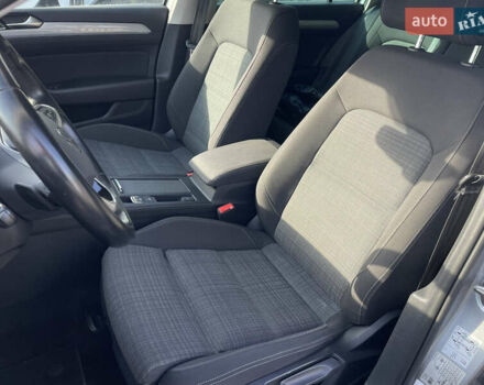 Серый Фольксваген Пассат, объемом двигателя 2 л и пробегом 195 тыс. км за 20954 $, фото 19 на Automoto.ua