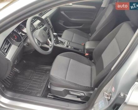 Серый Фольксваген Пассат, объемом двигателя 1.97 л и пробегом 210 тыс. км за 20000 $, фото 42 на Automoto.ua