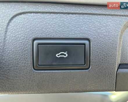 Серый Фольксваген Пассат, объемом двигателя 2 л и пробегом 235 тыс. км за 20658 $, фото 21 на Automoto.ua