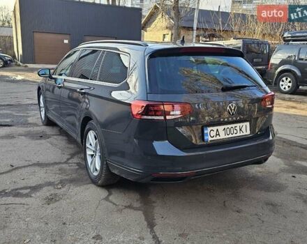 Сірий Фольксваген Пассат, об'ємом двигуна 1.97 л та пробігом 220 тис. км за 18000 $, фото 4 на Automoto.ua