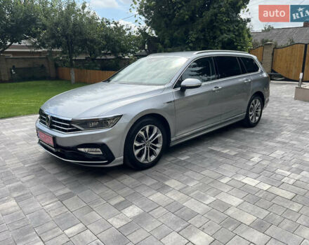 Серый Фольксваген Пассат, объемом двигателя 1.97 л и пробегом 230 тыс. км за 23999 $, фото 10 на Automoto.ua