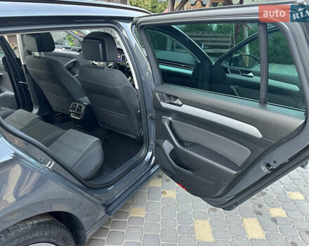 Серый Фольксваген Пассат, объемом двигателя 1.97 л и пробегом 216 тыс. км за 22999 $, фото 24 на Automoto.ua