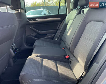 Серый Фольксваген Пассат, объемом двигателя 2 л и пробегом 195 тыс. км за 20954 $, фото 22 на Automoto.ua