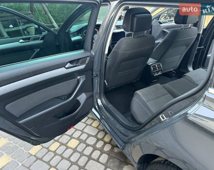 Серый Фольксваген Пассат, объемом двигателя 1.97 л и пробегом 216 тыс. км за 22999 $, фото 26 на Automoto.ua