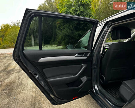 Фольксваген Пассат 2021 в Житомире на Automoto.ua Серый Фольксваген Пассат, объемом двигателя 1.97 л и пробегом 186 тыс. км за 24000 $, фото 29 на Automoto.ua