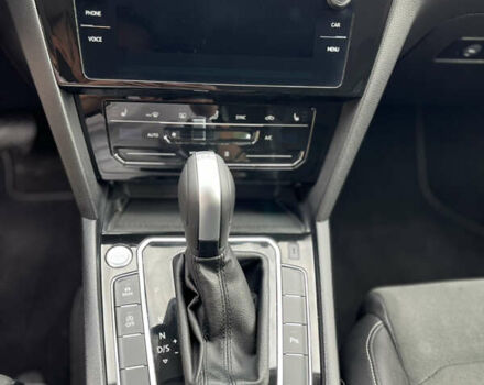 Серый Фольксваген Пассат, объемом двигателя 1.97 л и пробегом 230 тыс. км за 23999 $, фото 41 на Automoto.ua