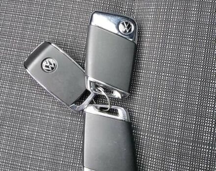 Серый Фольксваген Пассат, объемом двигателя 1.97 л и пробегом 220 тыс. км за 18500 $, фото 36 на Automoto.ua