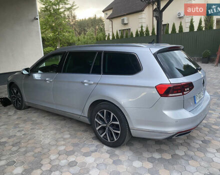 Фольксваген Пассат 2021 в Киеве на Automoto.ua Серый Фольксваген Пассат, объемом двигателя 2 л и пробегом 224 тыс. км за 22300 $, фото 3 на Automoto.ua