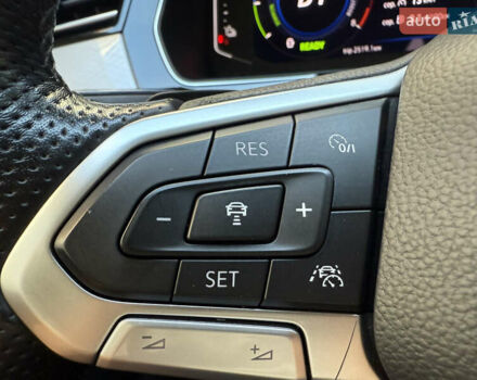 Сірий Фольксваген Пассат, об'ємом двигуна 1.4 л та пробігом 162 тис. км за 24999 $, фото 81 на Automoto.ua