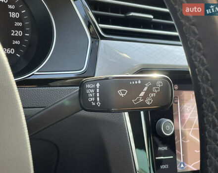 Серый Фольксваген Пассат, объемом двигателя 2 л и пробегом 195 тыс. км за 20954 $, фото 45 на Automoto.ua