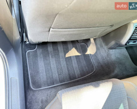 Сірий Фольксваген Пассат, об'ємом двигуна 1.4 л та пробігом 162 тис. км за 24999 $, фото 52 на Automoto.ua