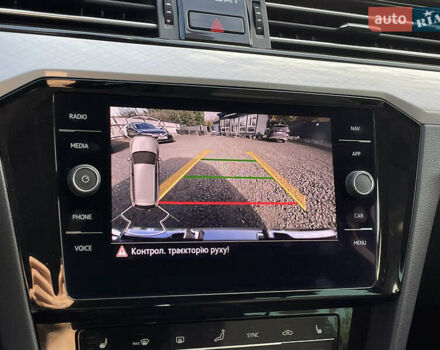 Серый Фольксваген Пассат, объемом двигателя 2 л и пробегом 195 тыс. км за 20954 $, фото 51 на Automoto.ua