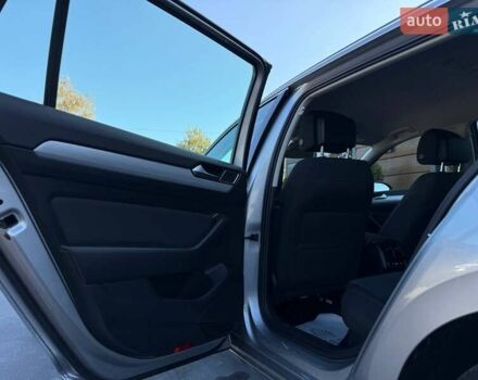 Серый Фольксваген Пассат, объемом двигателя 1.97 л и пробегом 179 тыс. км за 20900 $, фото 35 на Automoto.ua