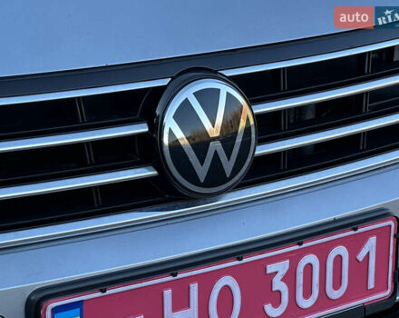 Серый Фольксваген Пассат, объемом двигателя 2 л и пробегом 208 тыс. км за 21999 $, фото 17 на Automoto.ua