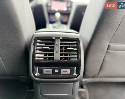 Сірий Фольксваген Пассат, об'ємом двигуна 2 л та пробігом 220 тис. км за 23975 $, фото 32 на Automoto.ua