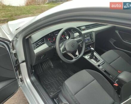 Серый Фольксваген Пассат, объемом двигателя 1.97 л и пробегом 210 тыс. км за 20000 $, фото 43 на Automoto.ua