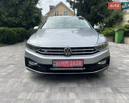 Серый Фольксваген Пассат, объемом двигателя 1.97 л и пробегом 230 тыс. км за 23999 $, фото 4 на Automoto.ua
