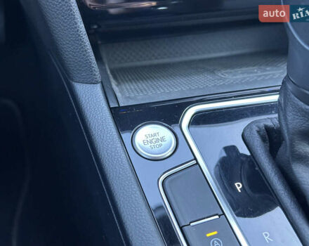 Серый Фольксваген Пассат, объемом двигателя 2 л и пробегом 208 тыс. км за 21999 $, фото 89 на Automoto.ua