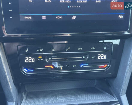 Серый Фольксваген Пассат, объемом двигателя 2 л и пробегом 208 тыс. км за 21999 $, фото 87 на Automoto.ua