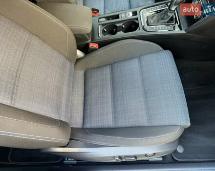 Сірий Фольксваген Пассат, об'ємом двигуна 1.4 л та пробігом 162 тис. км за 24999 $, фото 70 на Automoto.ua