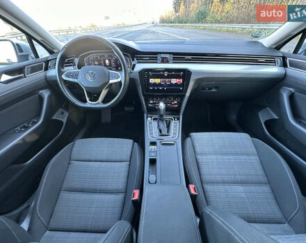 Серый Фольксваген Пассат, объемом двигателя 2 л и пробегом 208 тыс. км за 21999 $, фото 69 на Automoto.ua