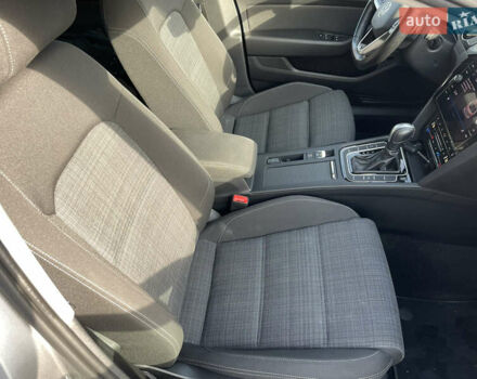 Серый Фольксваген Пассат, объемом двигателя 2 л и пробегом 195 тыс. км за 20954 $, фото 34 на Automoto.ua