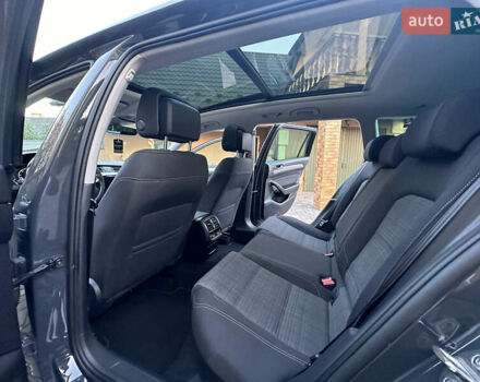 Серый Фольксваген Пассат, объемом двигателя 1.97 л и пробегом 216 тыс. км за 22999 $, фото 27 на Automoto.ua