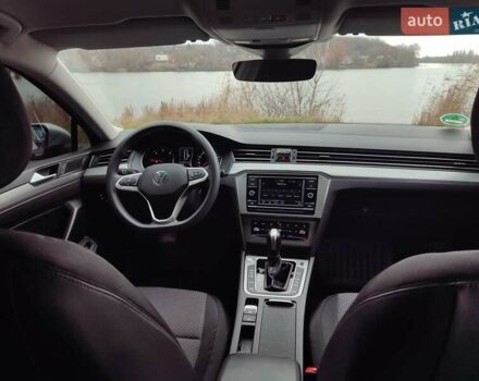 Серый Фольксваген Пассат, объемом двигателя 1.97 л и пробегом 210 тыс. км за 20000 $, фото 34 на Automoto.ua