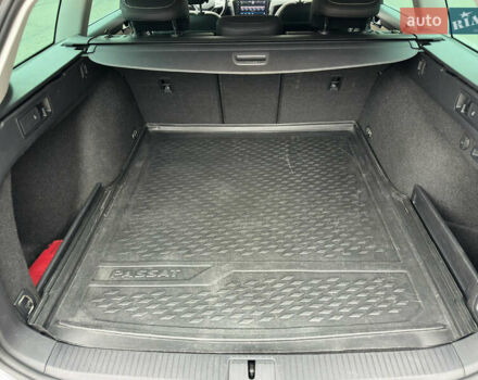 Серый Фольксваген Пассат, объемом двигателя 2 л и пробегом 181 тыс. км за 26699 $, фото 71 на Automoto.ua