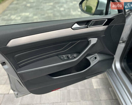 Серый Фольксваген Пассат, объемом двигателя 1.97 л и пробегом 230 тыс. км за 23999 $, фото 45 на Automoto.ua